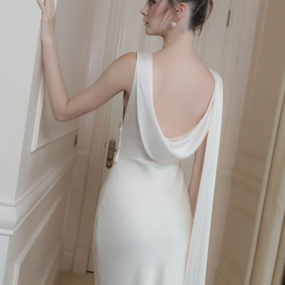 White Satin High-Neck Evening Gown "Luna Grace" DR640